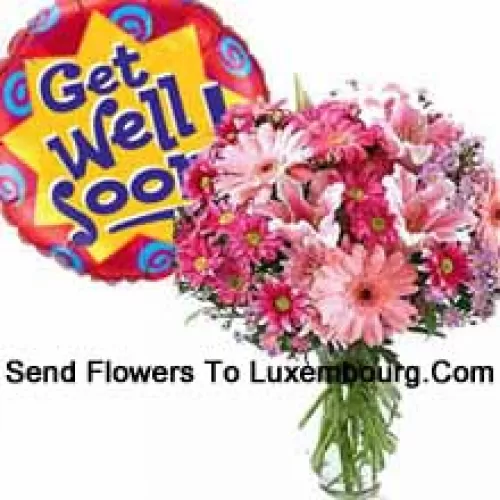 Fleurs Assorties dans un Vase et un Ballon Bon Rétablissement